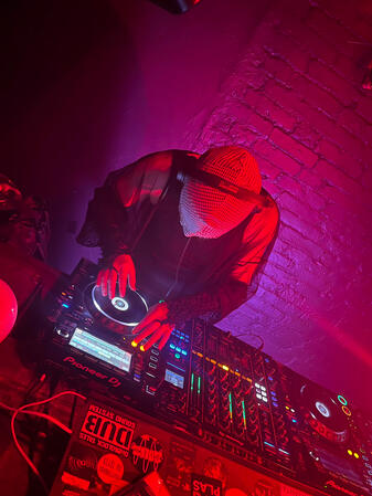 Cuttfruit at Club Kaiku, Helsinki Cuttfruit at Club Kaiku, Helsinki